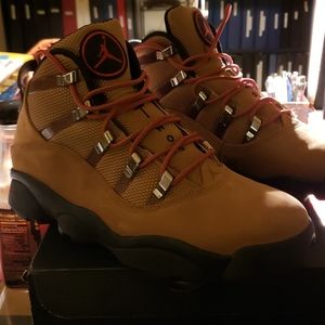 Suede Jordan Boots sz 9